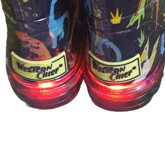 Western Chief light up dinosaur rain boots, 6 - Picture 3 of 4